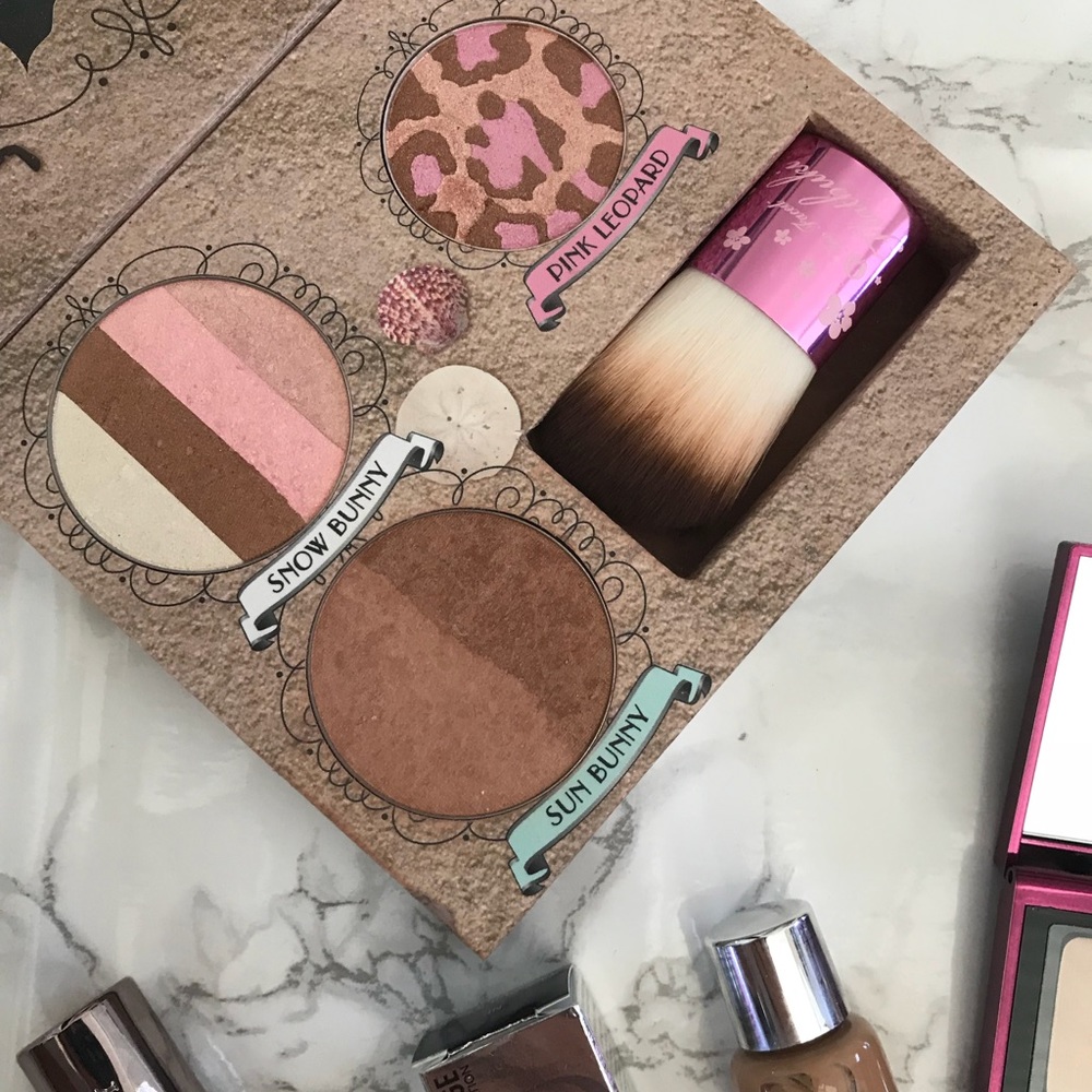 Makeup bundle - Picture 2 of 8